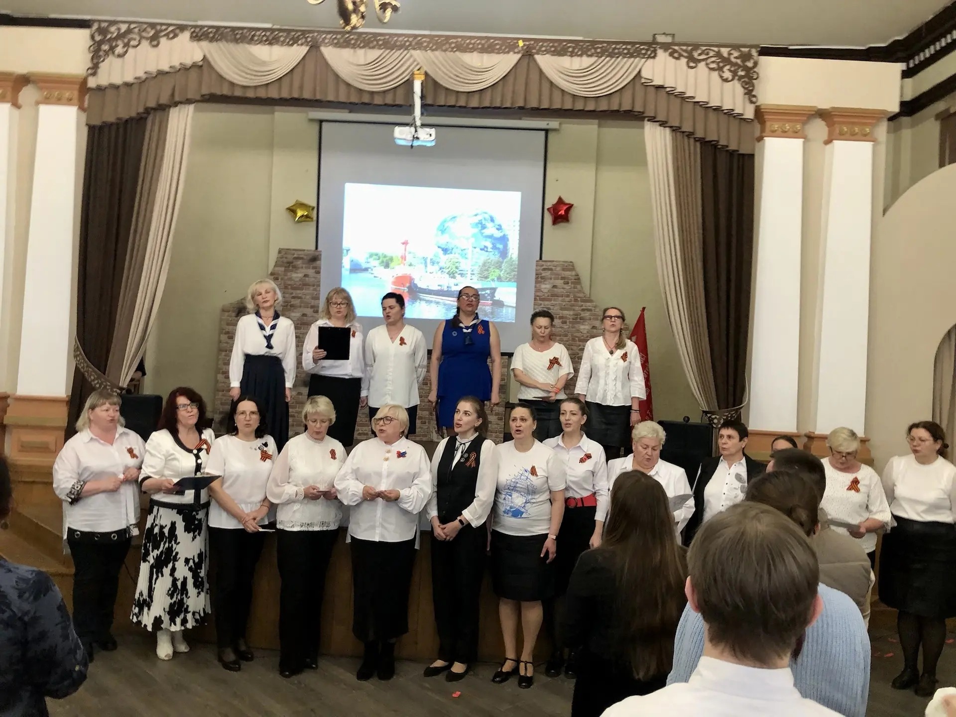 Фестиваль «Голоса Победы» в 8-11-х классах.