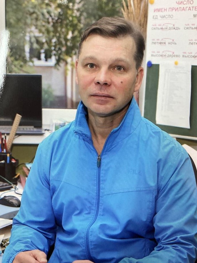 Семиколенов Дмитрий Владимирович.